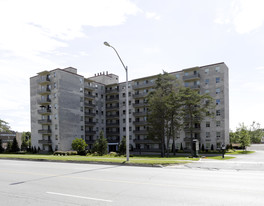 Cedarwood Court Apartments