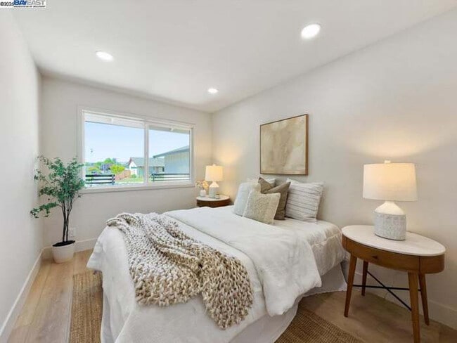 6196 Inglewood Dr in Pleasanton, CA - Building Photo - Building Photo