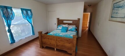 3374 NW 64th St in Fort Lauderdale, FL - Building Photo - Building Photo