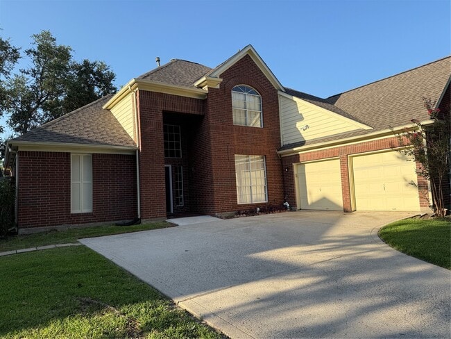 property at 3619 Hanover Cir