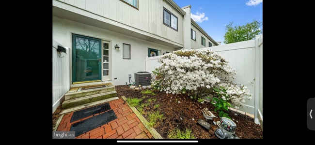 property at 674 Summit House