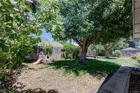 1061 E Donna Dr in Merced, CA - Building Photo - Building Photo