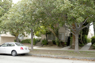 1819 N Normandie Ave in Los Angeles, CA - Building Photo - Building Photo