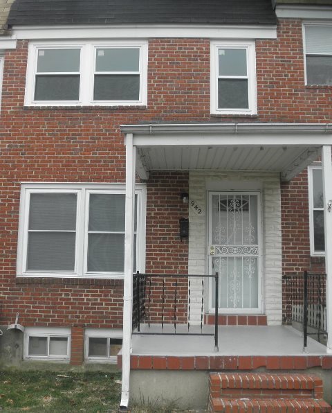 property at 942 Elton Ave