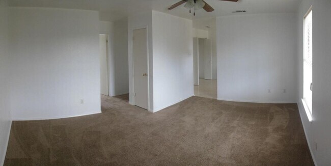 1902 Windward Dr in Killeen, TX - Building Photo - Building Photo