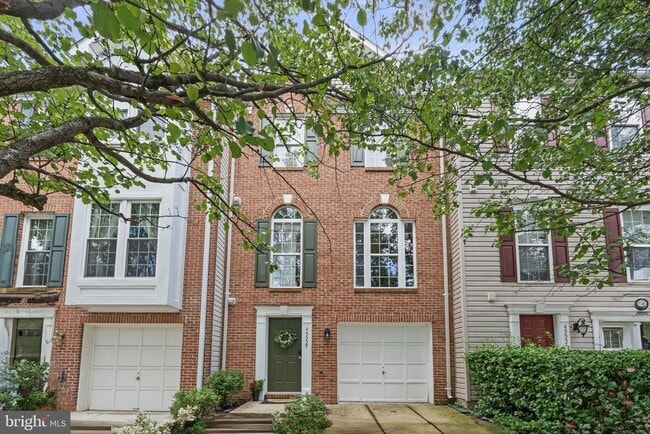 property at 45559 Grand Central Sq