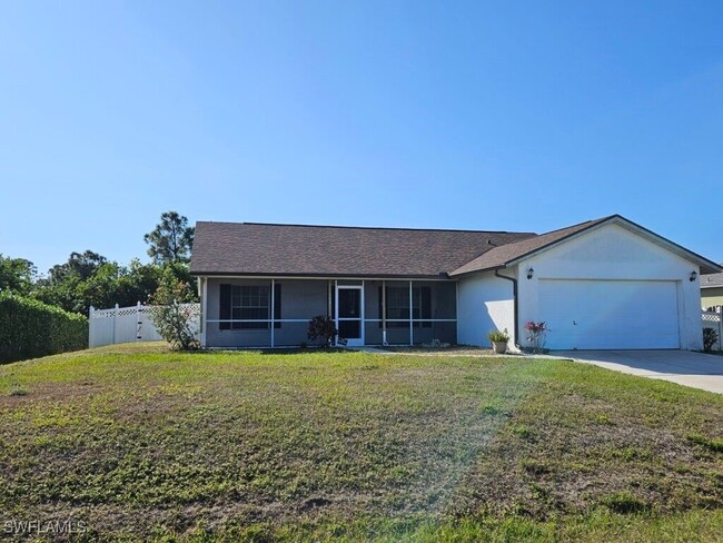 5543 Berryman St in Lehigh Acres, FL - Building Photo - Building Photo