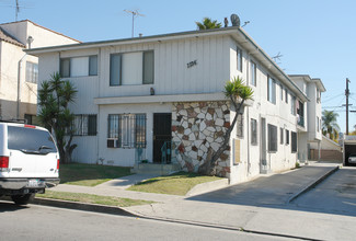 1134 N Edgemont St in Los Angeles, CA - Building Photo - Building Photo