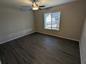 5277 N Toben Ct in Bel Aire, KS - Building Photo - Building Photo