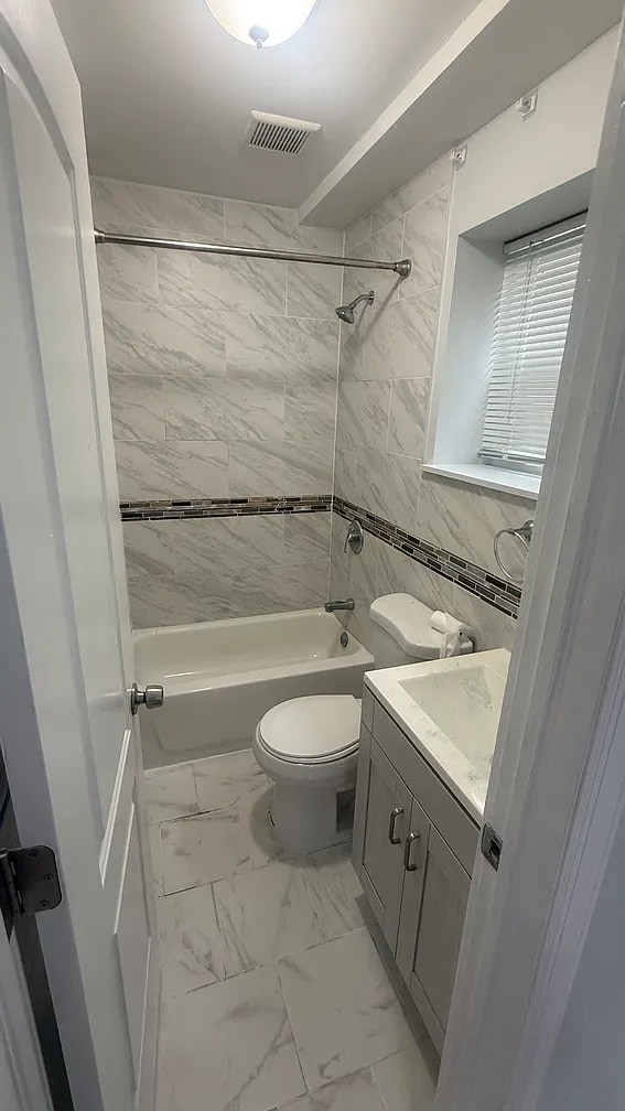 property at 4135 De Reimer Ave