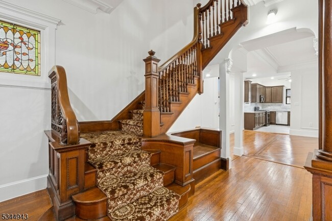 346 Arlington Ave in Jersey City, NJ - Building Photo - Building Photo