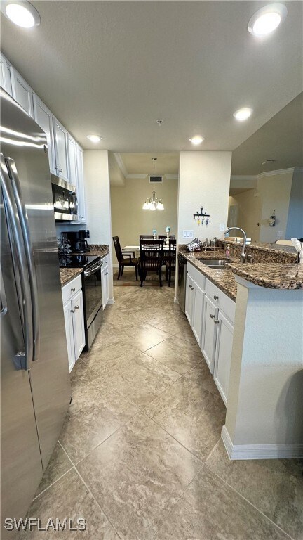 28012 Bridgetown Ct in Bonita Springs, FL - Foto de edificio - Building Photo