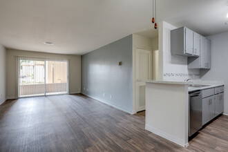 Oasis at Scottsdale in Scottsdale, AZ - Foto de edificio - Interior Photo