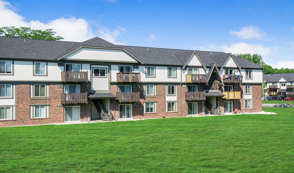 Creekwood Apartments Green Bay, WI Apartments