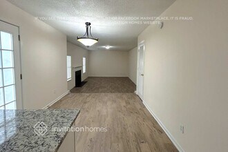 2204 Eagles Nest Cir in Decatur, GA - Building Photo - Building Photo