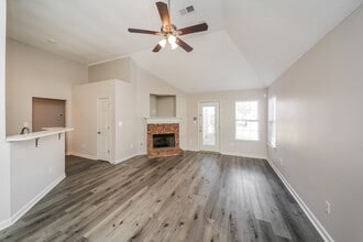 2773 Misty Valley Dr in Arlington, TN - Foto de edificio - Building Photo