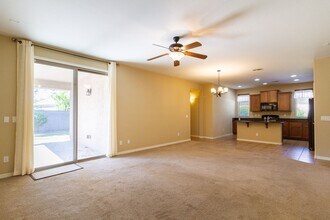 4513 E Trigger Way in Gilbert, AZ - Building Photo - Building Photo