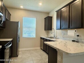 3992 Vlg Vw Ln in Orange Park, FL - Building Photo - Building Photo