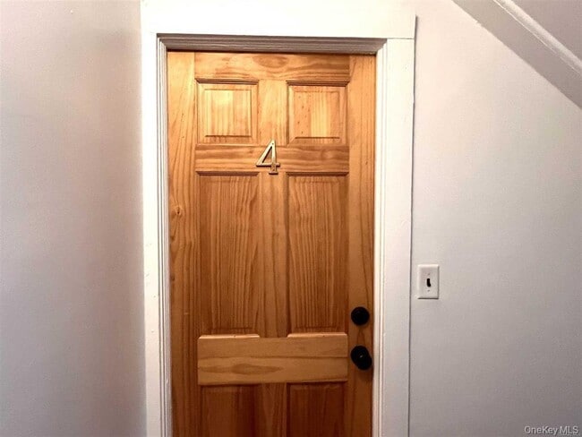 273 NY-9D in Beacon, NY - Building Photo - Building Photo