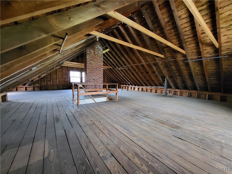 50 Montcalm St in Oswego, NY - Building Photo