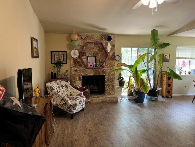 12214 Forsythe Dr in Austin, TX - Building Photo - Building Photo