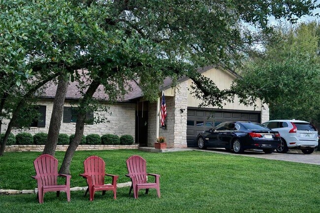 705 Lisa Dr in Austin, TX - Building Photo - Building Photo