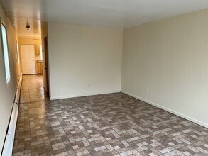 1380 Kossuth St in Bridgeport, CT - Building Photo - Building Photo