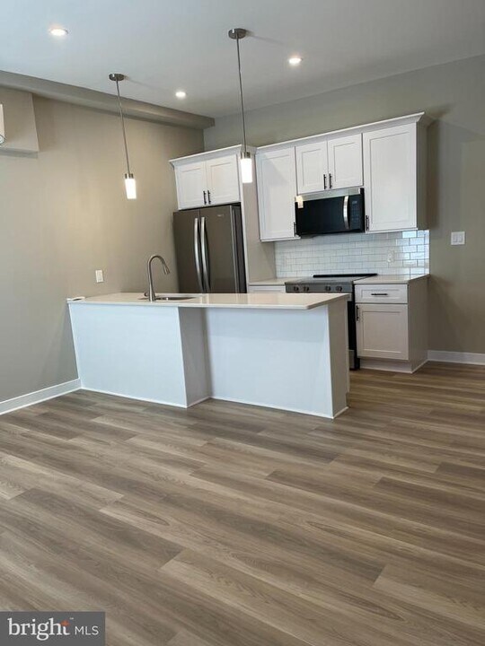 189 Bridge St in Phoenixville, PA - Building Photo