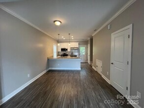 1086 20th St NE in Hickory, NC - Building Photo - Building Photo