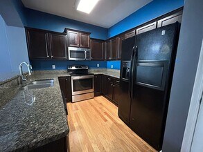 4175 Mariners Point Rd in Norfolk, VA - Building Photo - Building Photo