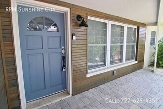 6400 Evergreen Ave in Seminole, FL - Building Photo - Building Photo
