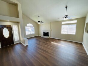 36285 Provence Dr in Murrieta, CA - Building Photo - Building Photo