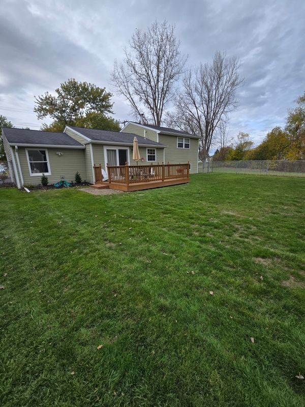 7974 Pickett Ln in Cicero, NY - Building Photo - Building Photo
