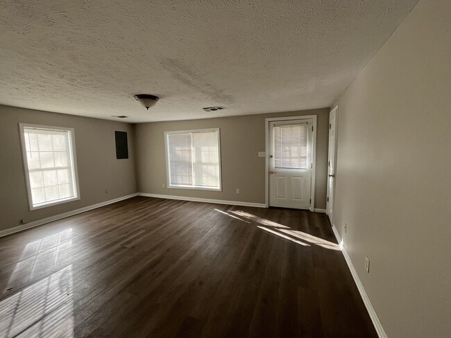 604 N McLemore Ave in Brownsville, TN - Building Photo - Building Photo