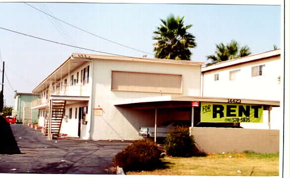 14423 S BERENDO AV in Gardena, CA - Foto de edificio