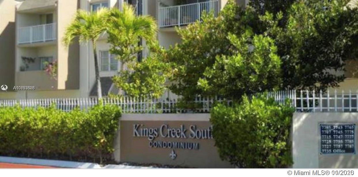 7715 SW 86th St-Unit -A2-103 in Miami, FL - Building Photo
