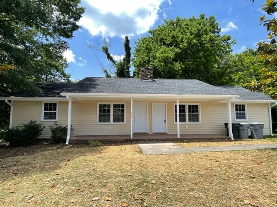 433-435 Ross St in Asheboro, NC - Building Photo