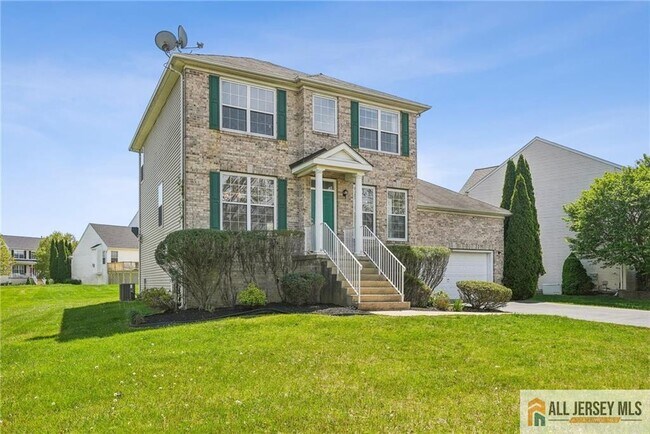 25 Keswick Rd in East Windsor, NJ - Building Photo - Building Photo