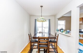 43 Conforti Ave in West Orange, NJ - Building Photo - Building Photo