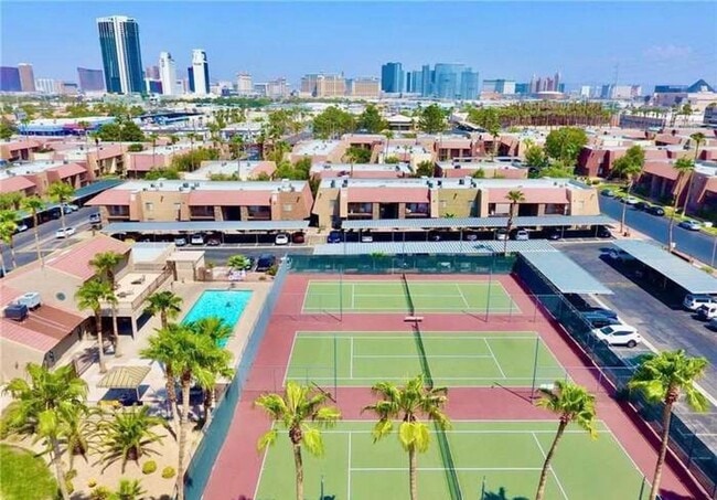 property at 4990 River Glen Dr