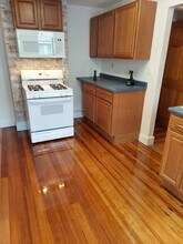 4 Gordon St, Unit 3 in Quincy, MA - Building Photo - Building Photo