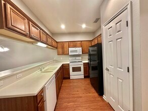 1320 Hendrix Rd in Tallahassee, FL - Building Photo - Building Photo