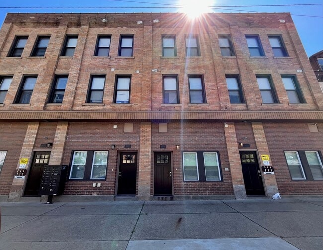 4024-4028 Liberty Ave
