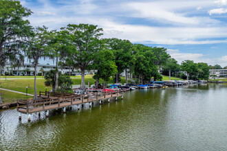 Lake Maitland Terrace Condos in Maitland, FL - Building Photo - Building Photo