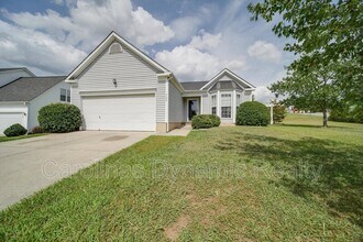 120 Lantana Dr in Mount Holly, NC - Building Photo - Building Photo