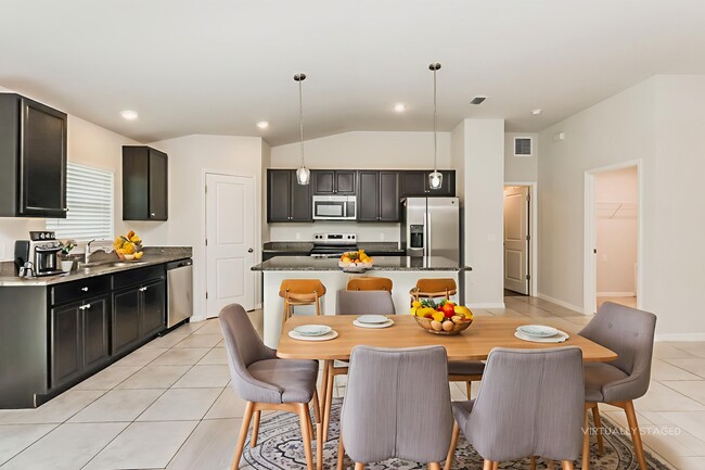 3212 44th St W in Lehigh Acres, FL - Building Photo - Building Photo