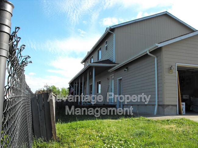 1016 Quail Glenn Dr in Philomath, OR - Building Photo - Building Photo