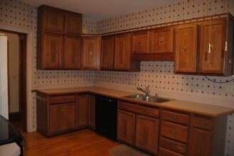 141 Winsor Ave in Watertown, MA - Building Photo - Building Photo