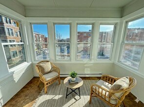 1496 Commonwealth Ave, Unit 4 in Boston, MA - Foto de edificio - Building Photo