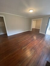 785 Cedarhurst Rd in Jackson, MS - Building Photo - Building Photo